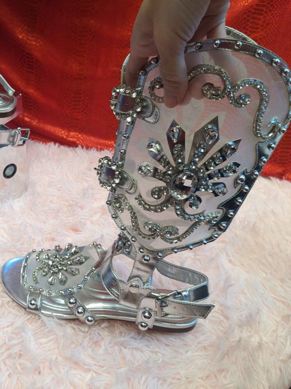AZALEA WANG LEXLINE SILVER EMBELLISHED GLADIATOR FLAT SANDAL 8